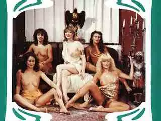 Джозефина Мутценбахер порно Джозефина Мутценбахер порно