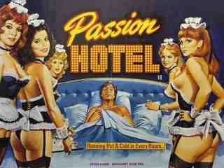 Эшли Олсен толығымен жалаңаш